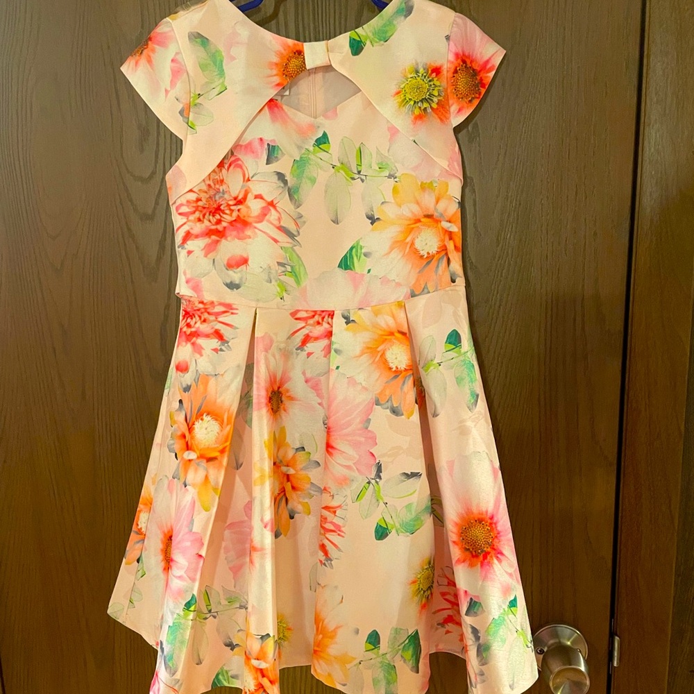 Girls Bonnie Jean Formal dress. Floral.